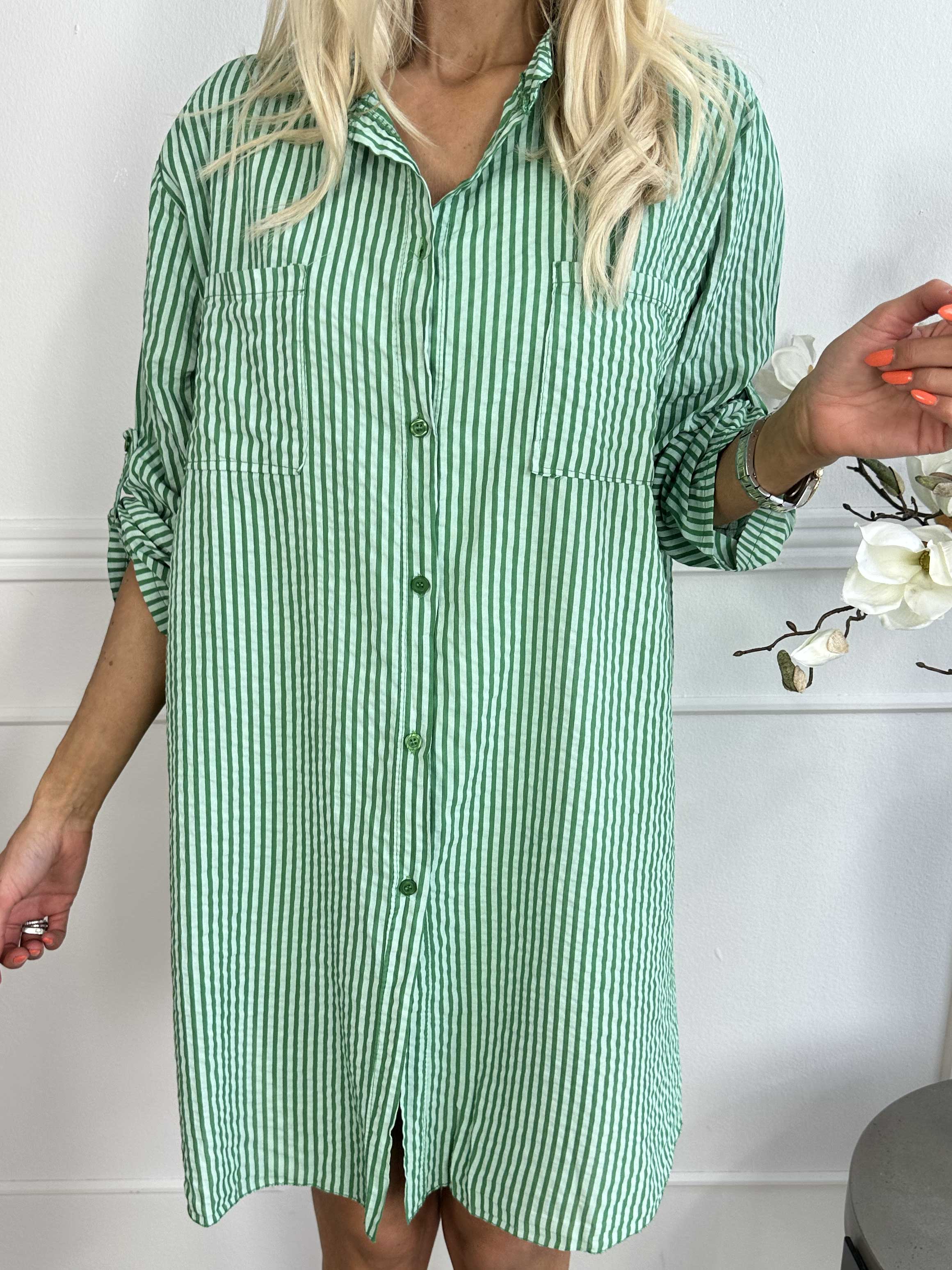 Carmina - Randig bomullsskjorta med bröstfickor